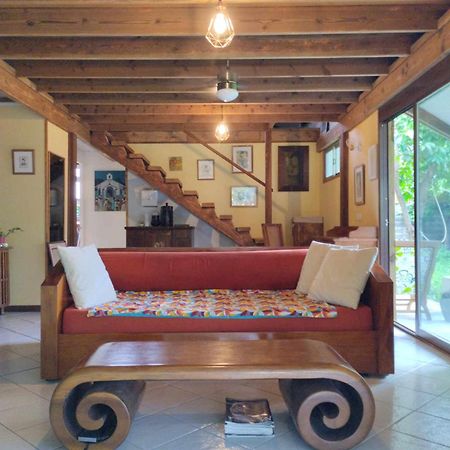 Tema'E Beach House Temae Екстериор снимка