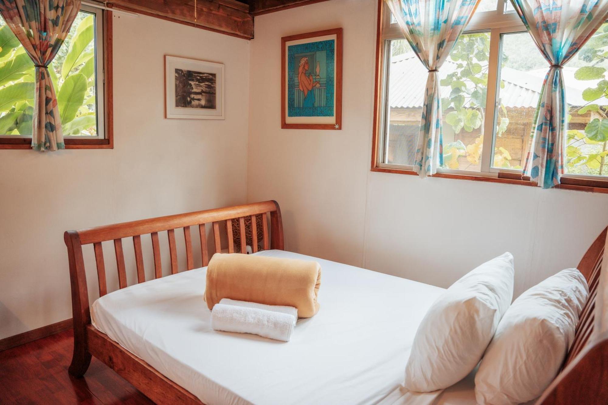 Tema'E Beach House Temae Екстериор снимка