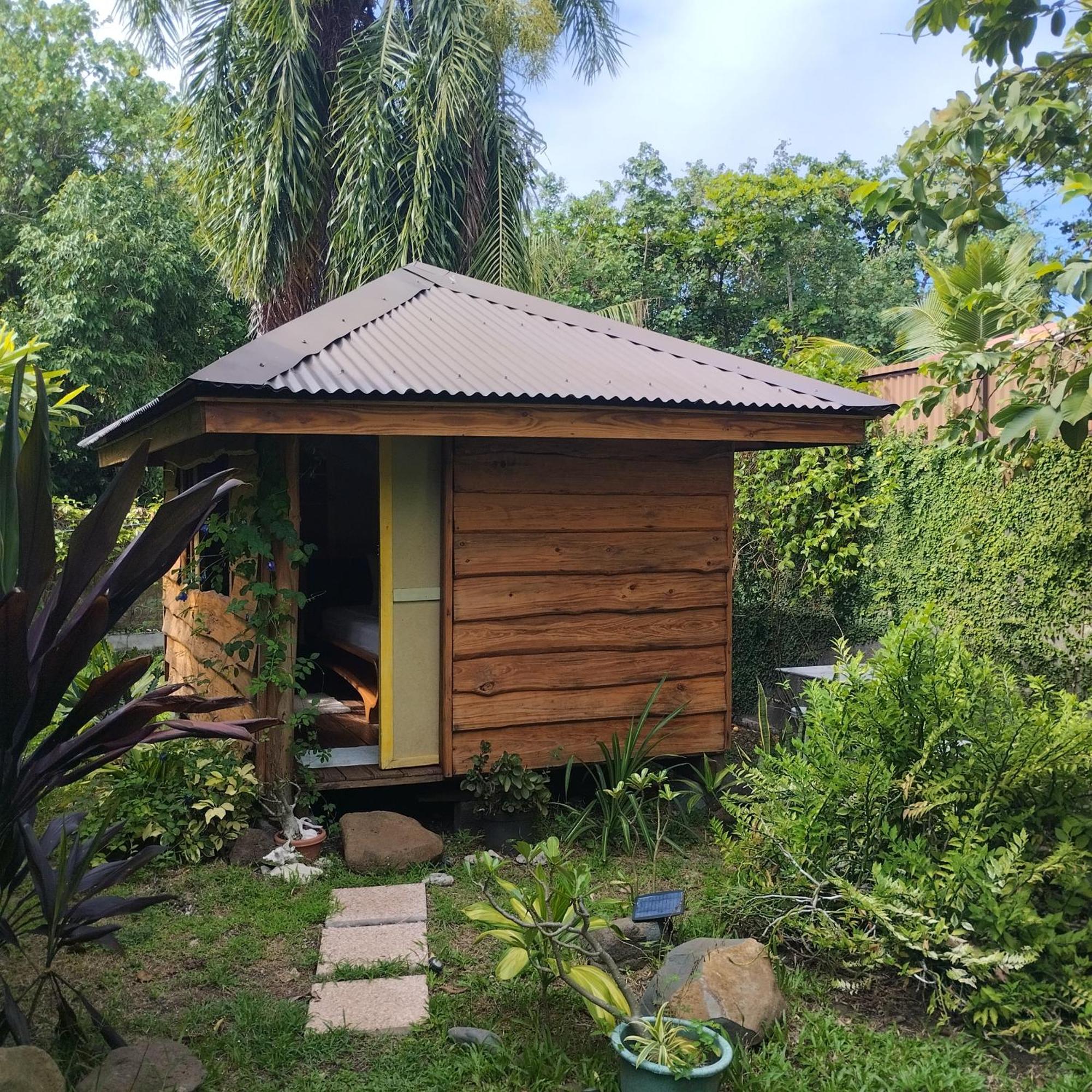 Tema'E Beach House Temae Екстериор снимка